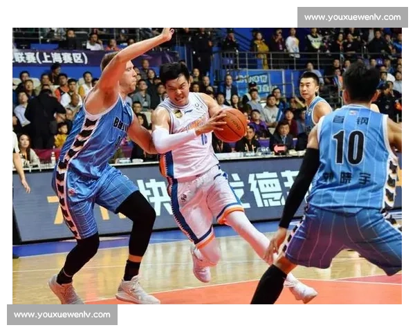 围绕站位防守体系构建现代篮球团队制胜之道与战术协同进化路径